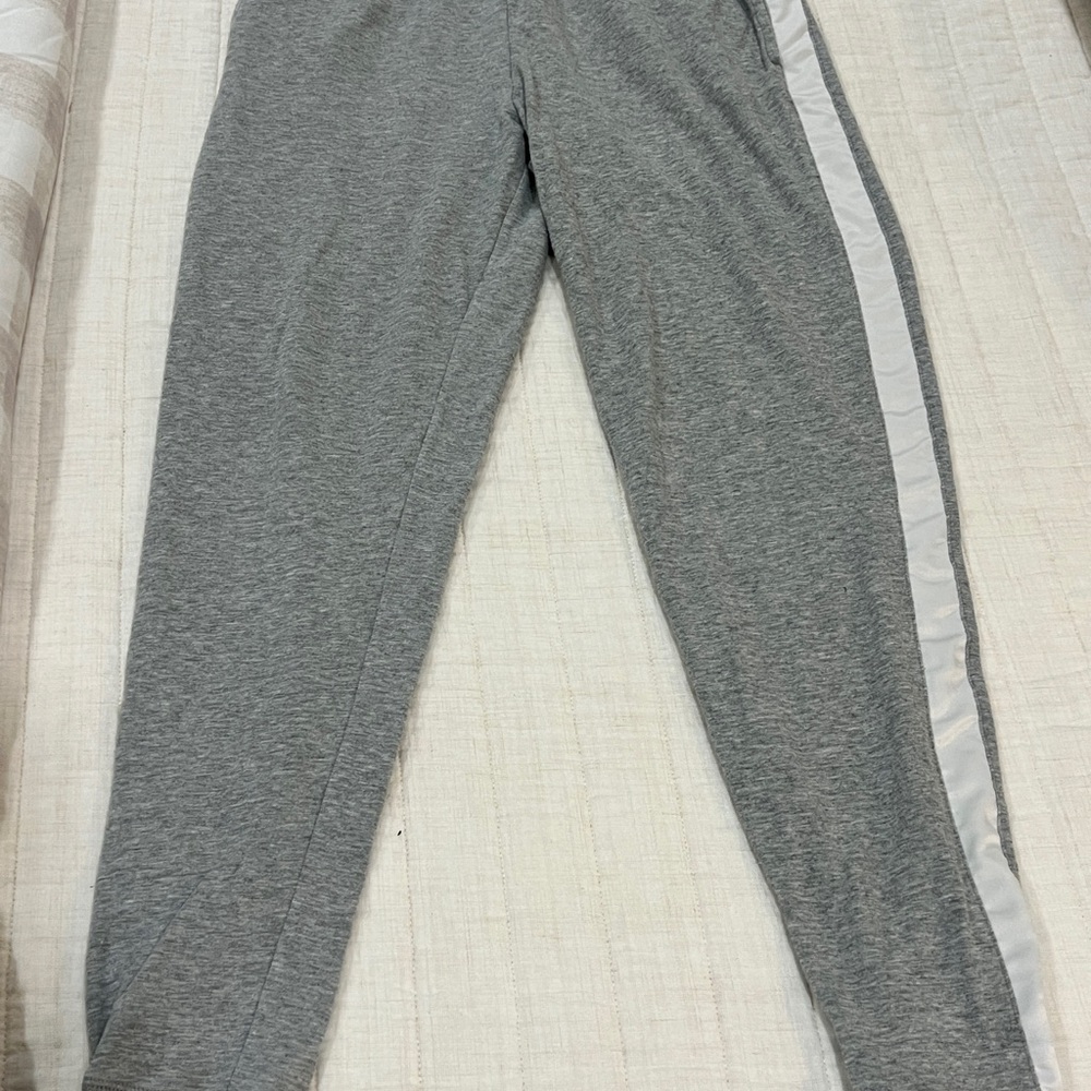 Ralph Lauren Heather Gray Lounge Set - Picture 8 of 8